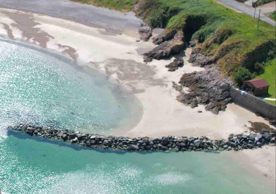 Cosy Portmor Log Cabin- Sea Views, Deck & Relaxation Malin Head 외부 사진
